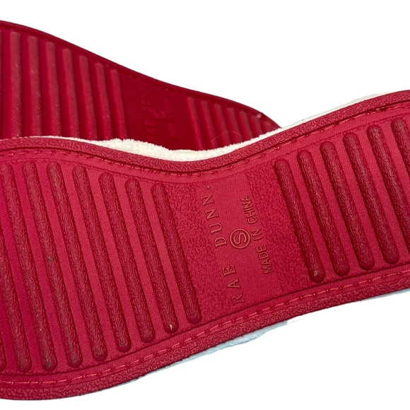 Rae Dunn ladies America flag memory form slippers size Small - Picture 5 of 7